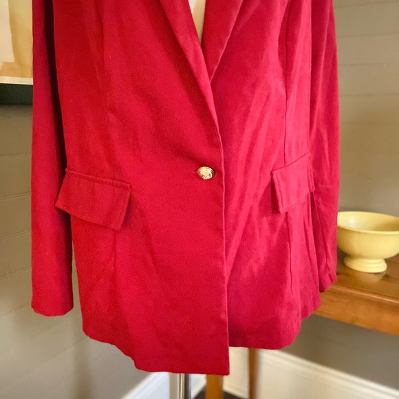 Red Jacket - Picture 3 of 5